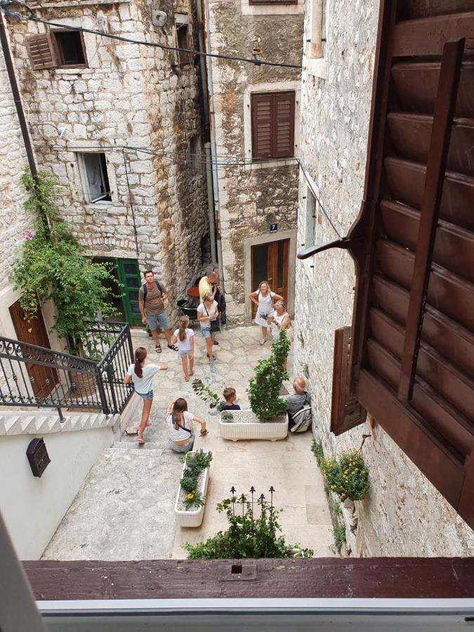 Small studio apartment Gorica Šibenik Esterno foto