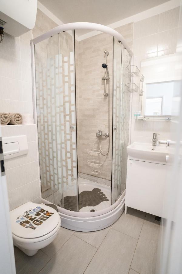 Small studio apartment Gorica Šibenik Esterno foto