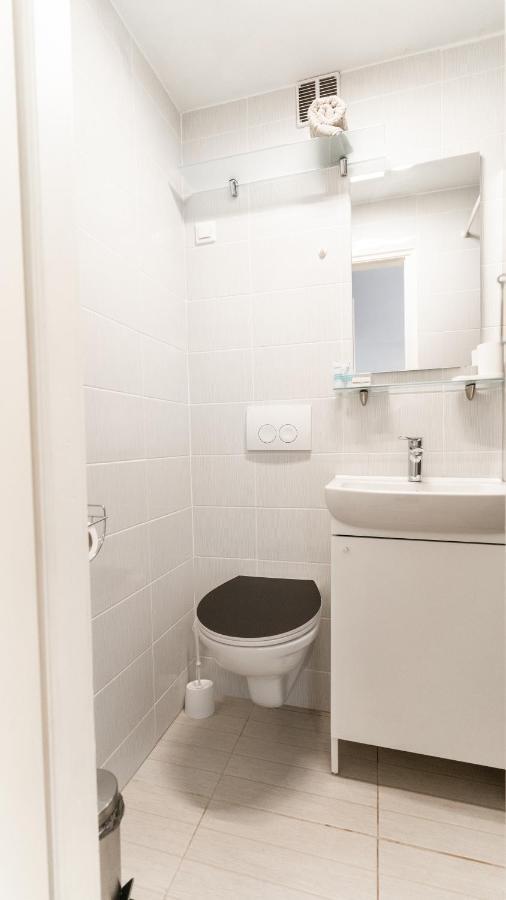 Small studio apartment Gorica Šibenik Esterno foto