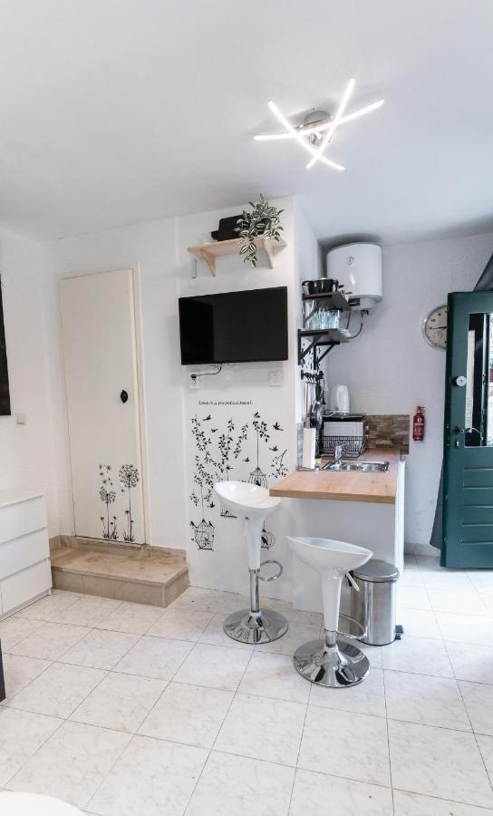 Small studio apartment Gorica Šibenik Esterno foto