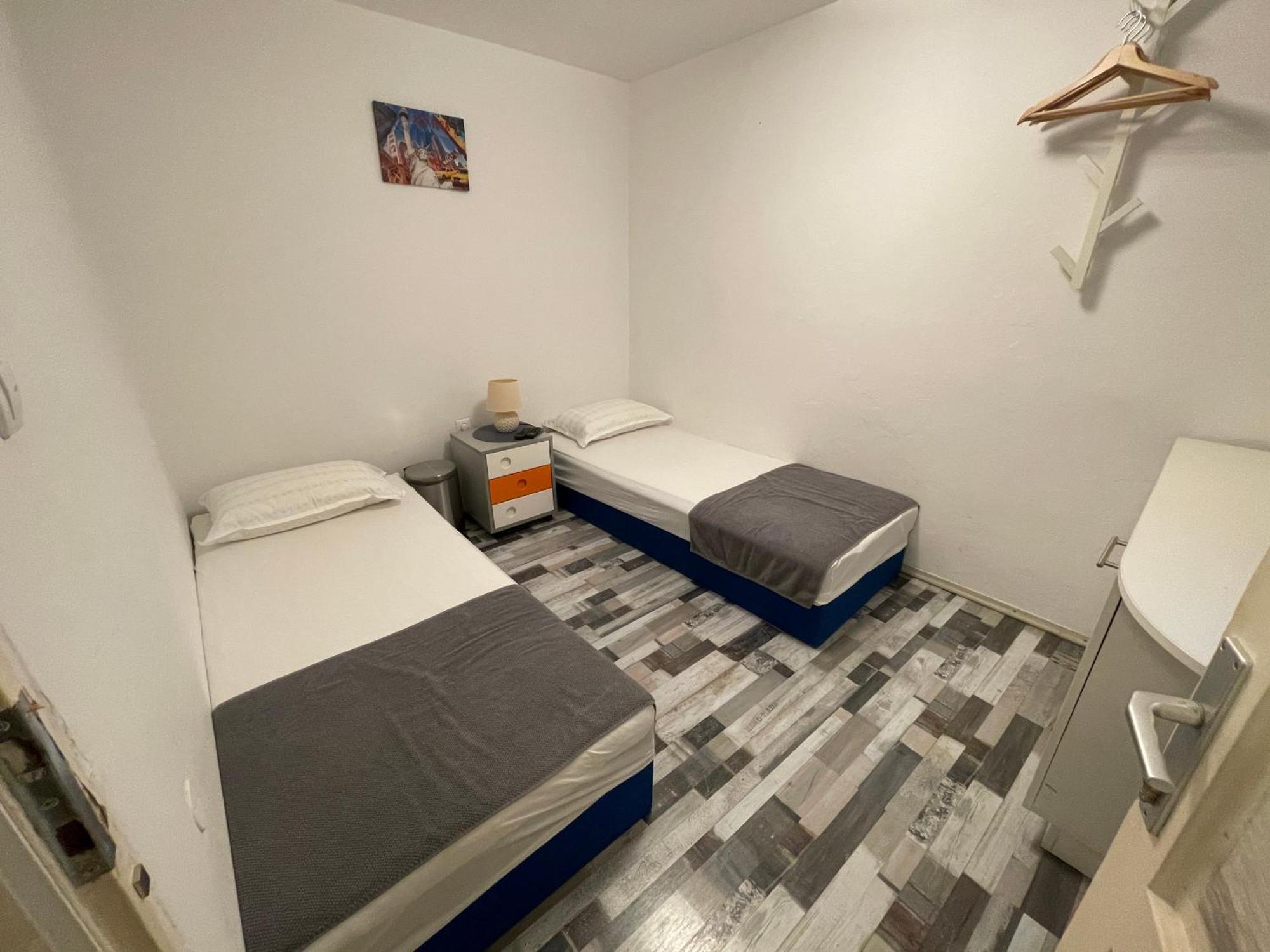 Small studio apartment Gorica Šibenik Esterno foto